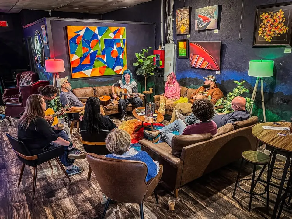 Songwriters Circle at The Dream Bean ✍️🎶